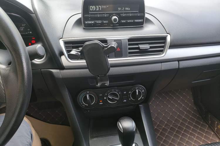 Used Mazda 3 Axela 2016 Sedan 1.5L Automatic Comfort Model Audio And AC Panel