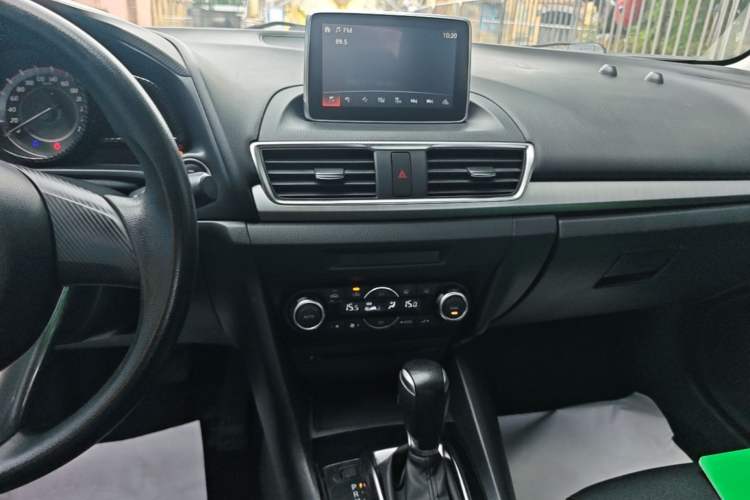 Used Mazda 3 Axela 2016 Sedan 1.5L Automatic Luxury Model Audio And AC Panel