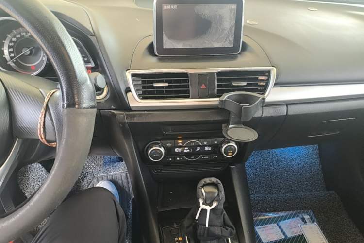 Used Mazda 3 Axela 2016 Sedan 1.5L Automatic Luxury Model Audio And AC Panel
