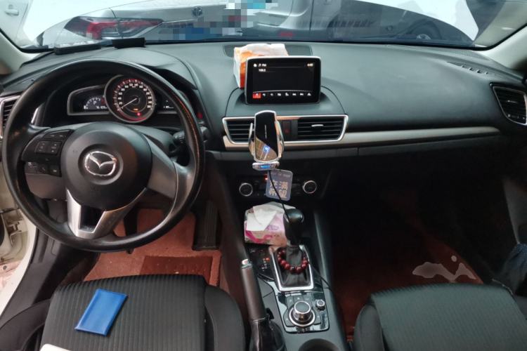 Used Mazda 3 Axela 2016 Sedan 1.5L Automatic Luxury Model Center Console