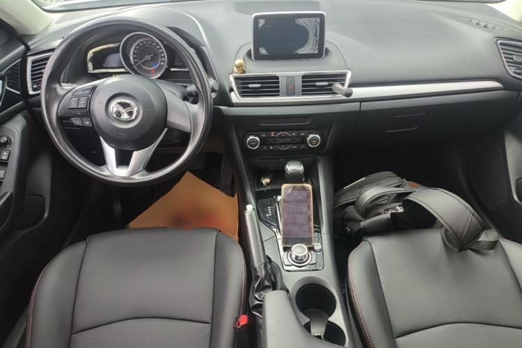 Used Mazda 3 Axela 2016 Sedan 1.5L Automatic Luxury Model Center Console