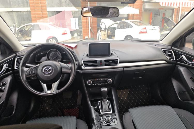 Used Mazda 3 Axela 2016 Sedan 1.5L Automatic Luxury Model Center Console