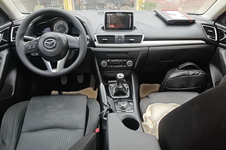 Used Mazda 3 Axela 2016 Sedan 1.5L Manual Luxury Model Center Console