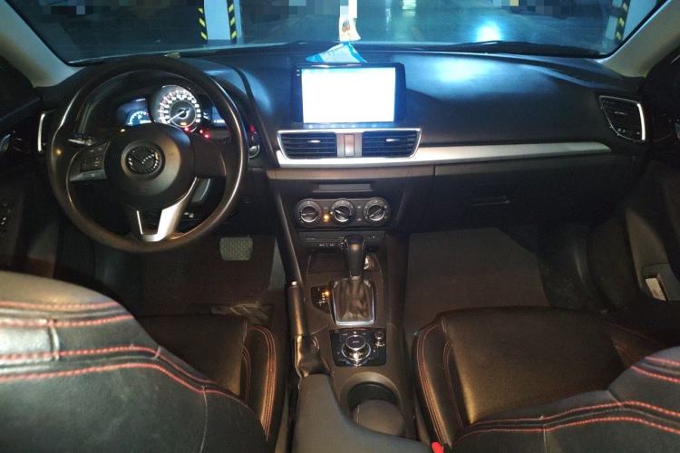 Used Mazda 3 Axela 2016 Sedan 1.5L Automatic Comfort Model Center Console