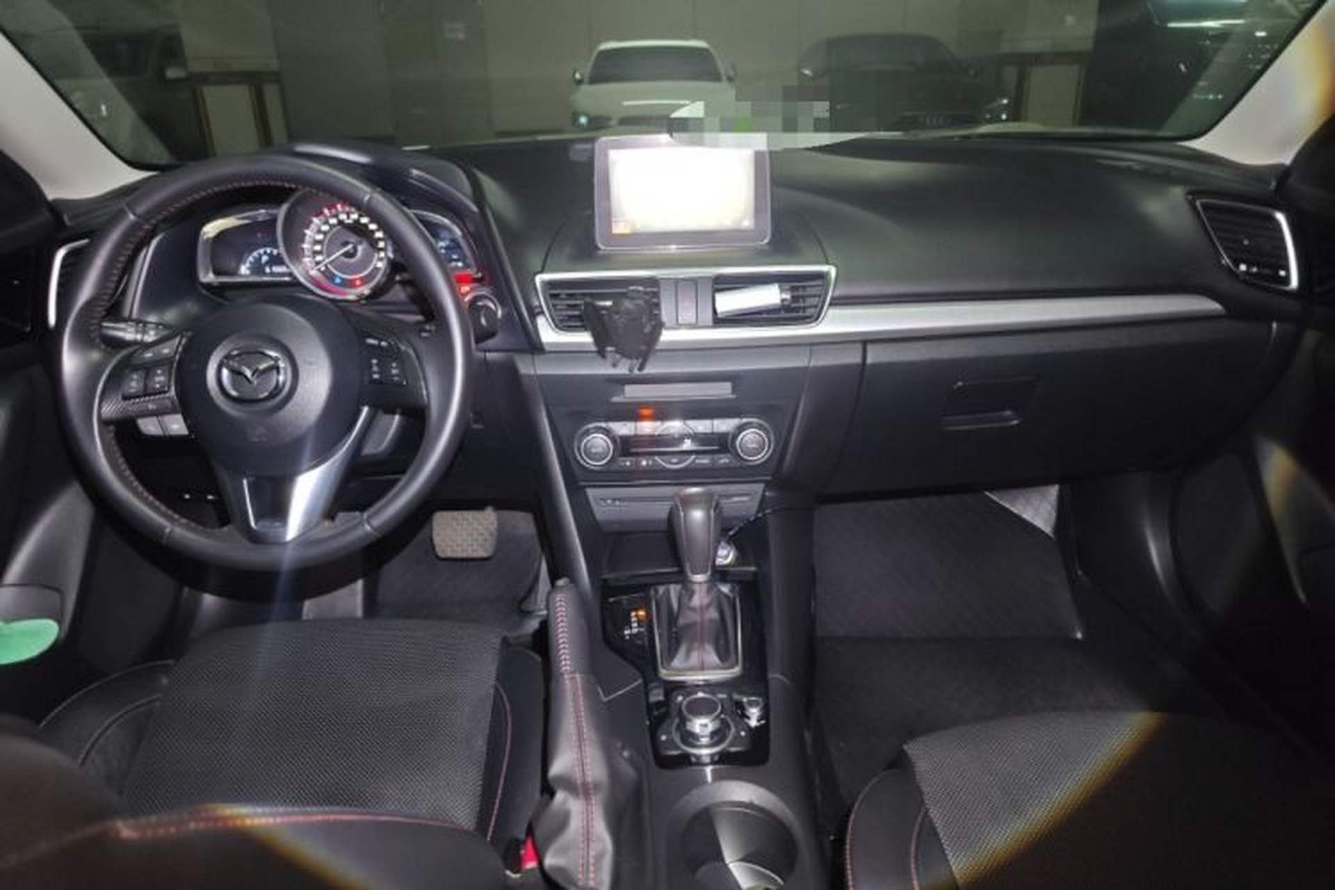 Used Mazda 3 Axela 2016 Sedan 2.0L Automatic Sport Model Center Console