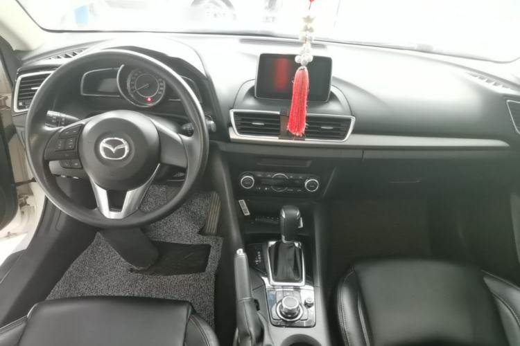 Used Mazda 3 Axela 2016 Sedan 1.5L Automatic Luxury Model Center Console