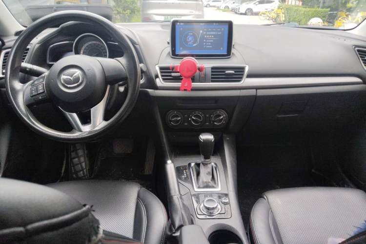 Used Mazda 3 Axela 2016 Sedan 1.5L Automatic Comfort Model Center Console