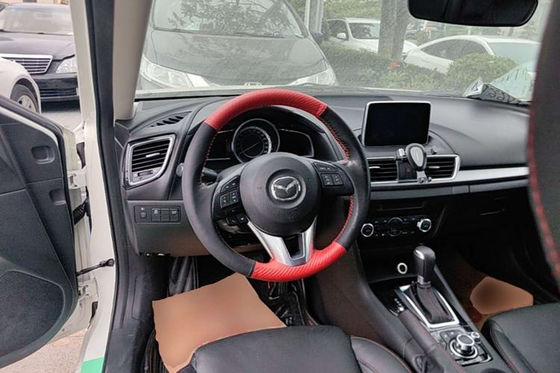 Used Mazda 3 Axela 2016 Hatchback 2.0L Automatic Sport Model Center Console