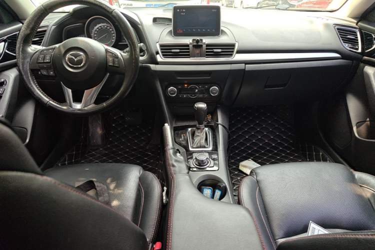 Used Mazda 3 Axela 2016 Sedan 2.0L Automatic Sport Model Center Console