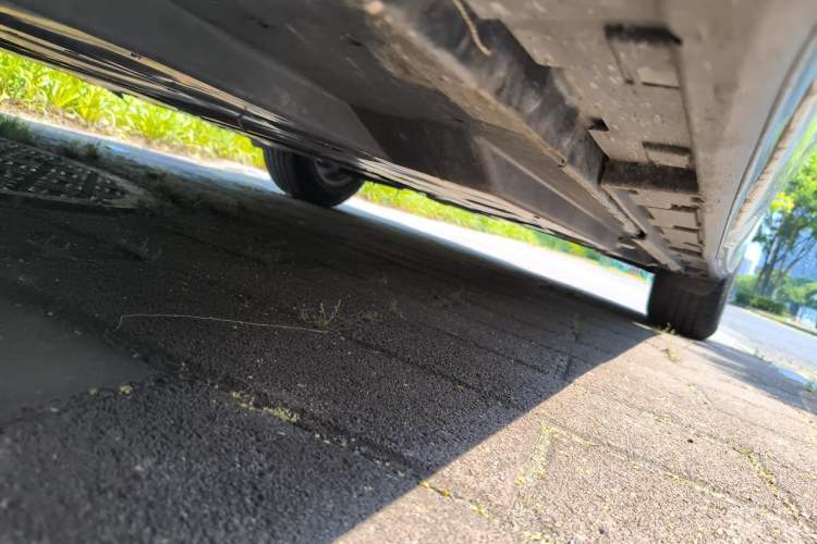 Used Mazda 3 Axela 2016 Sedan 1.5L Automatic Comfort Model Chassis Front Left