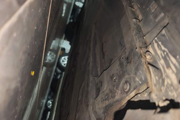 Used Mazda 3 Axela 2016 Sedan 1.5L Automatic Comfort Model Chassis Front Right