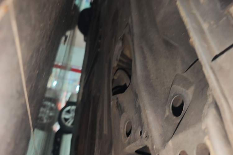 Used Mazda 3 Axela 2016 Sedan 1.5L Automatic Comfort Model Chassis Rear Left