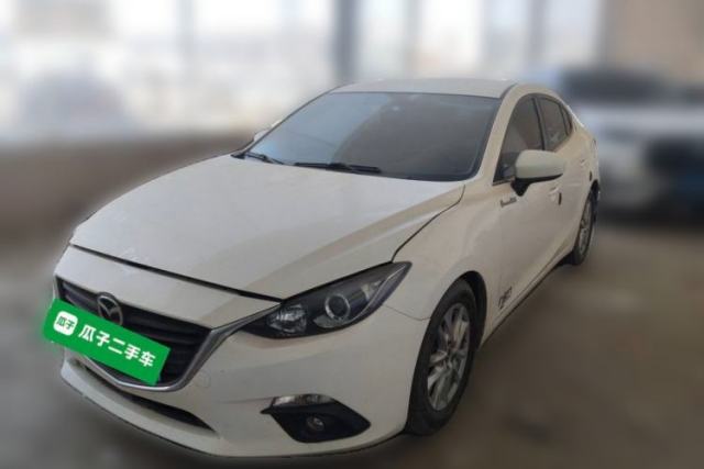 Mazda 3 Axela 2016 Sedan 1.5L Manual Comfort Model usado