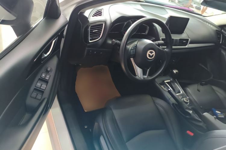 Used Mazda 3 Axela 2016 Sedan 1.5L Automatic Comfort Model Driver Seat