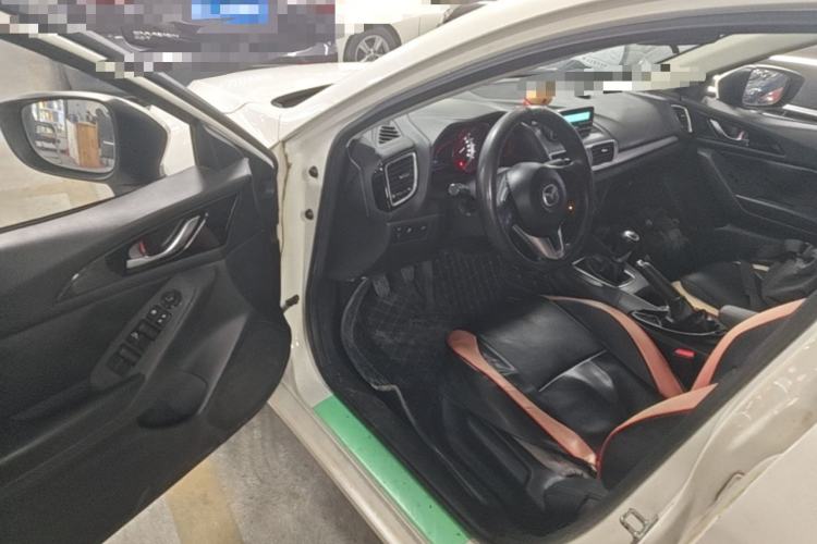 Used Mazda 3 Axela 2016 Sedan 1.5L Manual Comfort Model Driver Seat
