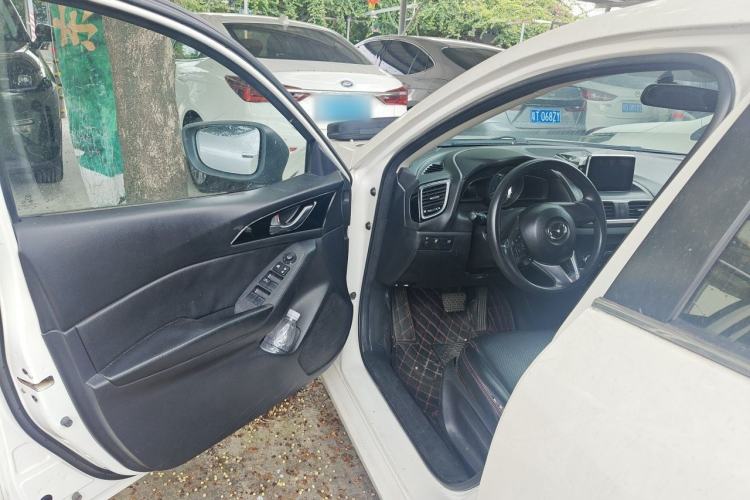 Used Mazda 3 Axela 2016 Sedan 1.5L Automatic Luxury Model Driver Seat