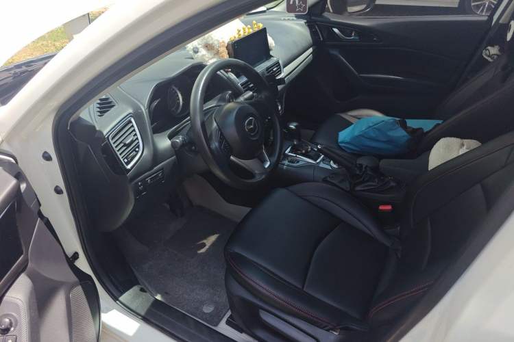 Used Mazda 3 Axela 2016 Sedan 1.5L Automatic Comfort Model Driver Seat