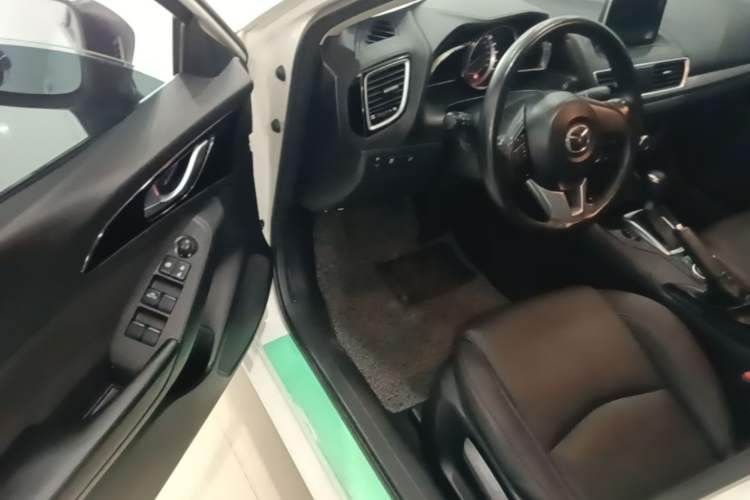 Used Mazda 3 Axela 2016 Sedan 1.5L Automatic Luxury Model Driver Seat