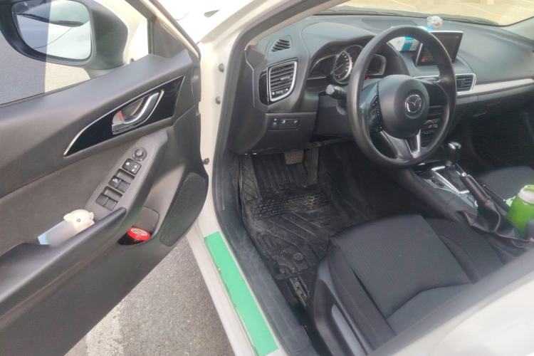 Used Mazda 3 Axela 2016 Hatchback 1.5L Automatic Luxury Model Driver Seat