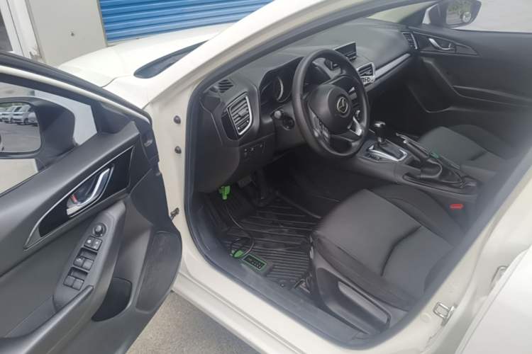 Used Mazda 3 Axela 2016 Sedan 1.5L Automatic Comfort Model Driver Seat