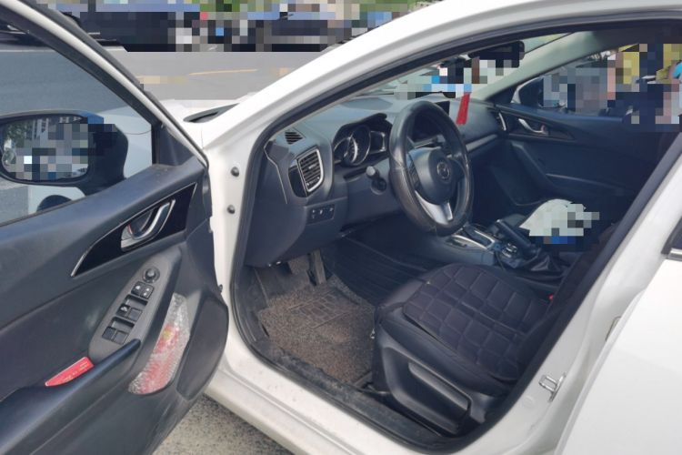 Used Mazda 3 Axela 2016 Sedan 1.5L Automatic Comfort Model Driver Seat