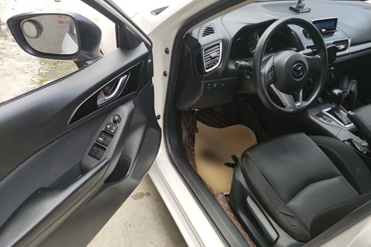 Used Mazda 3 Axela 2016 Sedan 1.5L Automatic Comfort Model Driver Seat