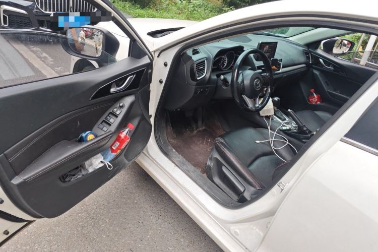 Used Mazda 3 Axela 2016 Sedan 1.5L Automatic Comfort Model Driver Seat