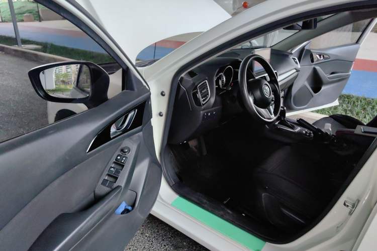 Used Mazda 3 Axela 2016 Sedan 1.5L Automatic Comfort Model Driver Seat