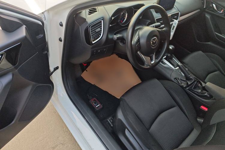 Used Mazda 3 Axela 2016 Sedan 1.5L Automatic Comfort Model Driver Seat