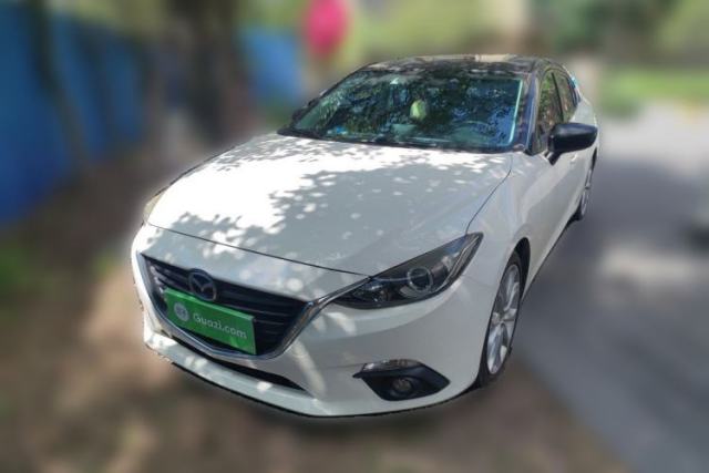 Used Mazda 3 Axela 2016 Sedan 2.0L Automatic Sport Model