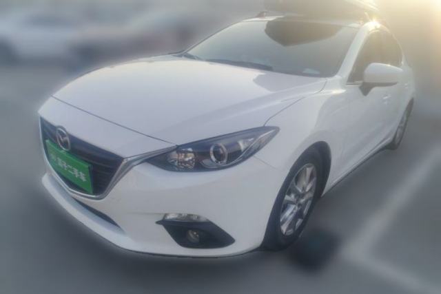 Used Mazda 3 Axela 2016 Hatchback 1.5L Automatic Luxury Model