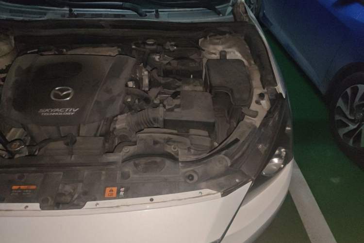 Used Mazda 3 Axela 2016 Sedan 1.5L Automatic Luxury Model Engine Bay Left