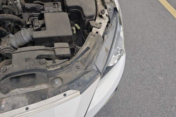 Used Mazda 3 Axela 2016 Sedan 1.5L Automatic Comfort Model Engine Bay Left
