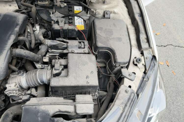 Used Mazda 3 Axela 2016 Sedan 1.5L Automatic Luxury Model Engine Bay Left