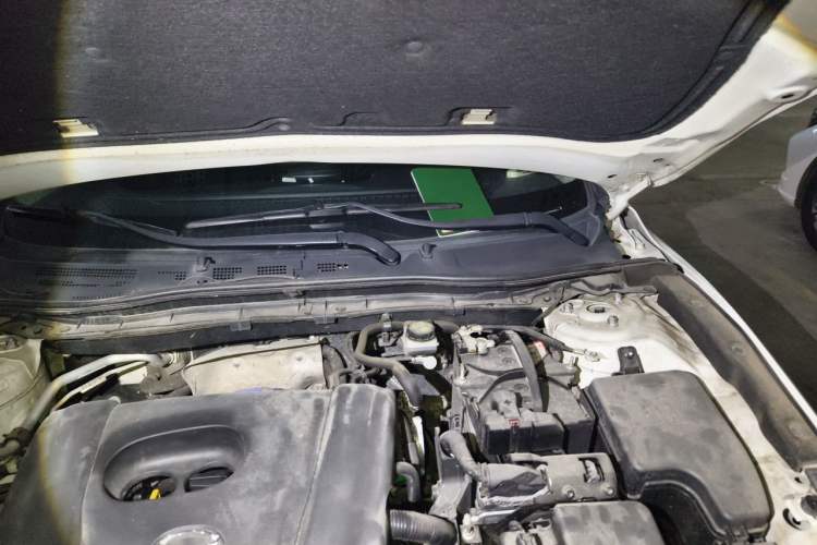 Used Mazda 3 Axela 2016 Sedan 1.5L Automatic Comfort Model Engine Bay Left