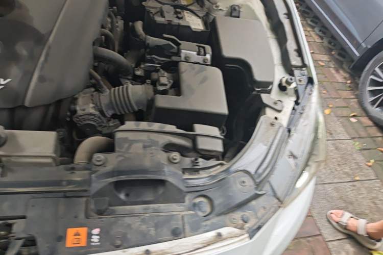 Used Mazda 3 Axela 2016 Sedan 1.5L Automatic Comfort Model Engine Bay Left