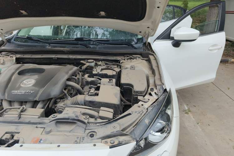 Used Mazda 3 Axela 2016 Sedan 1.5L Automatic Comfort Model Engine Bay Left