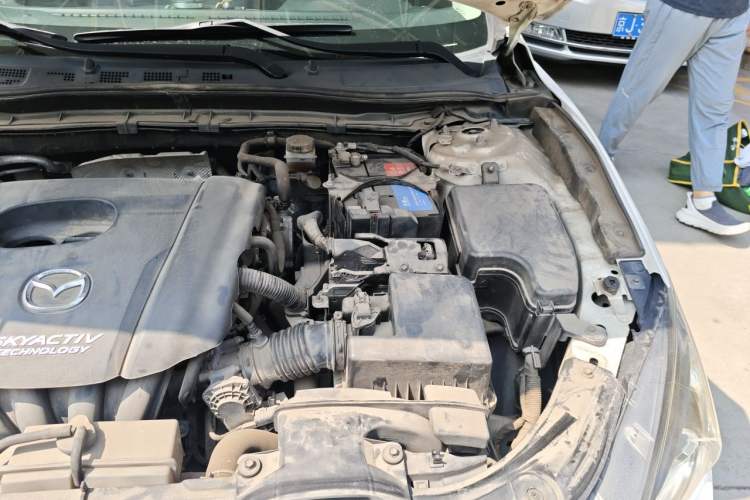 Used Mazda 3 Axela 2016 Sedan 1.5L Automatic Comfort Model Engine Bay Left