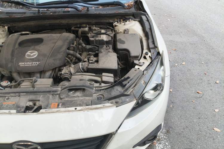 Used Mazda 3 Axela 2016 Sedan 1.5L Automatic Comfort Model Engine Bay Left