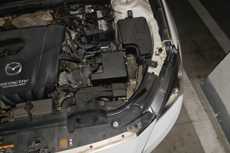 Used Mazda 3 Axela 2016 Sedan 1.5L Manual Comfort Model Engine Bay Left