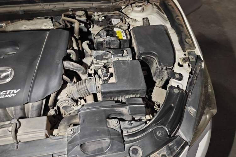 Used Mazda 3 Axela 2016 Sedan 1.5L Automatic Comfort Model Engine Bay Left