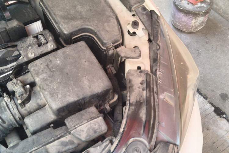 Used Mazda 3 Axela 2016 Sedan 2.0L Automatic Flagship Model Engine Bay Left