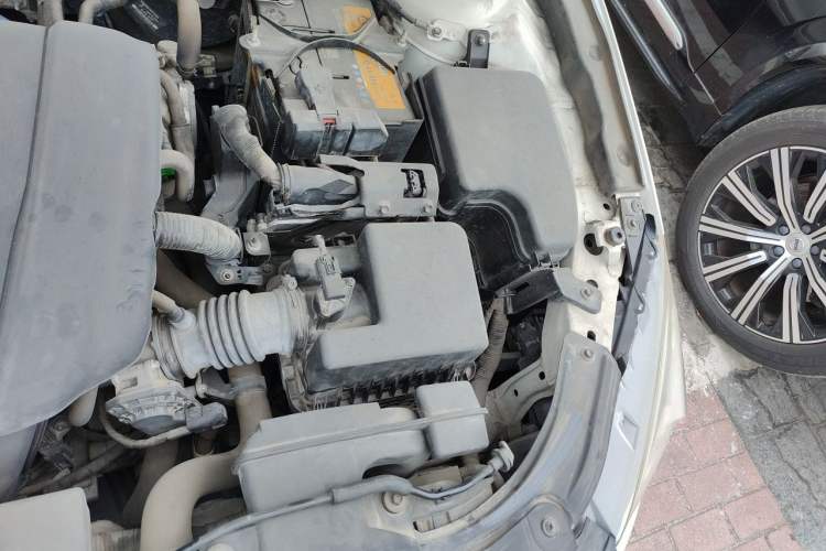 Used Mazda 3 Axela 2016 Sedan 1.5L Automatic Comfort Model Engine Bay Left