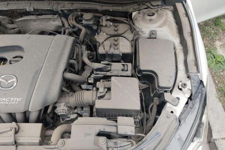 Used Mazda 3 Axela 2016 Sedan 1.5L Automatic Comfort Model Engine Bay Left