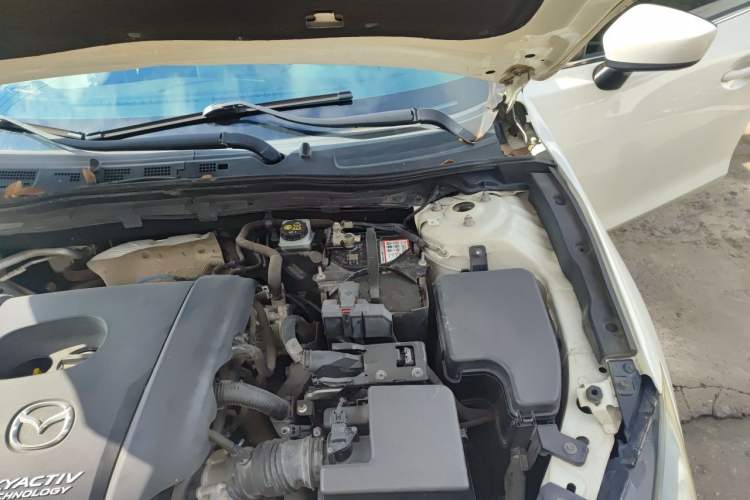 Used Mazda 3 Axela 2016 Sedan 1.5L Manual Comfort Model Engine Bay Left