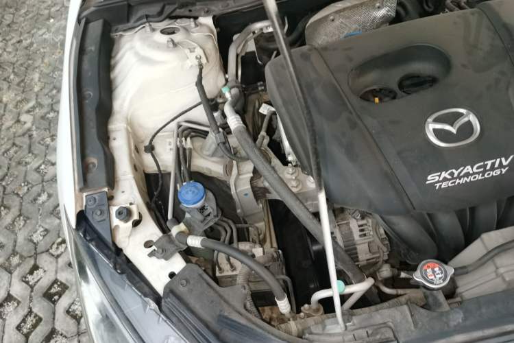 Used Mazda 3 Axela 2016 Sedan 1.5L Automatic Comfort Model Engine Bay Right