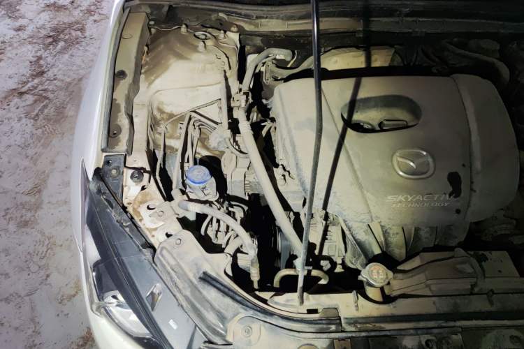 Used Mazda 3 Axela 2016 Sedan 1.5L Manual Comfort Model Engine Bay Right