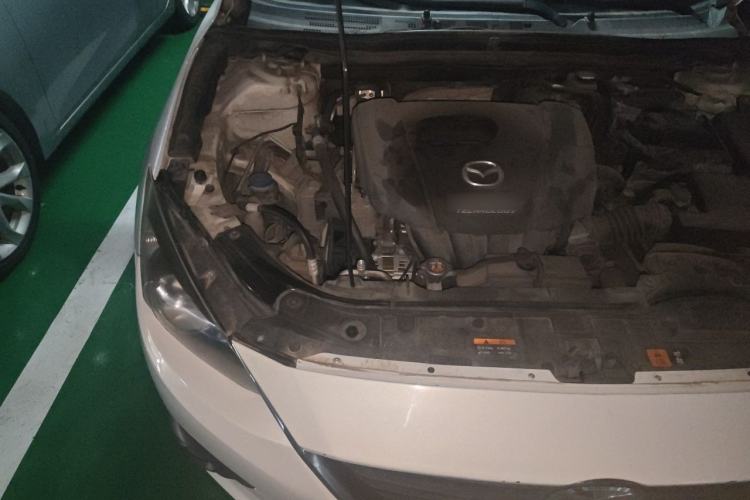 Used Mazda 3 Axela 2016 Sedan 1.5L Automatic Luxury Model Engine Bay Right