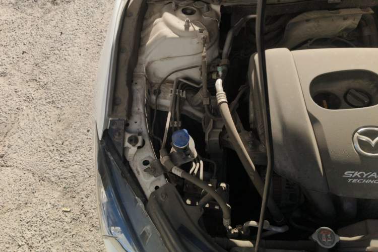 Used Mazda 3 Axela 2016 Sedan 1.5L Automatic Luxury Model Engine Bay Right