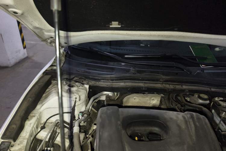 Used Mazda 3 Axela 2016 Sedan 1.5L Automatic Comfort Model Engine Bay Right